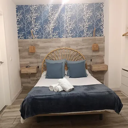 Blue Center Apartment *